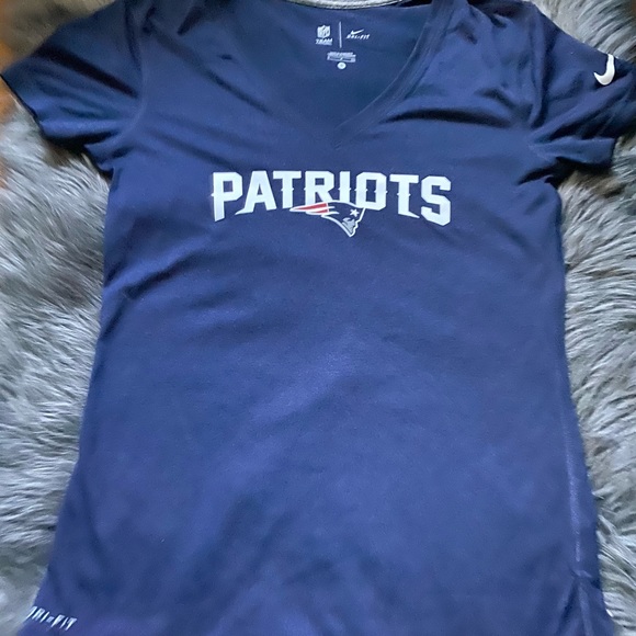 New England Patriots T-shirt By Nike (Dri-Fit) - Picture 5 of 6